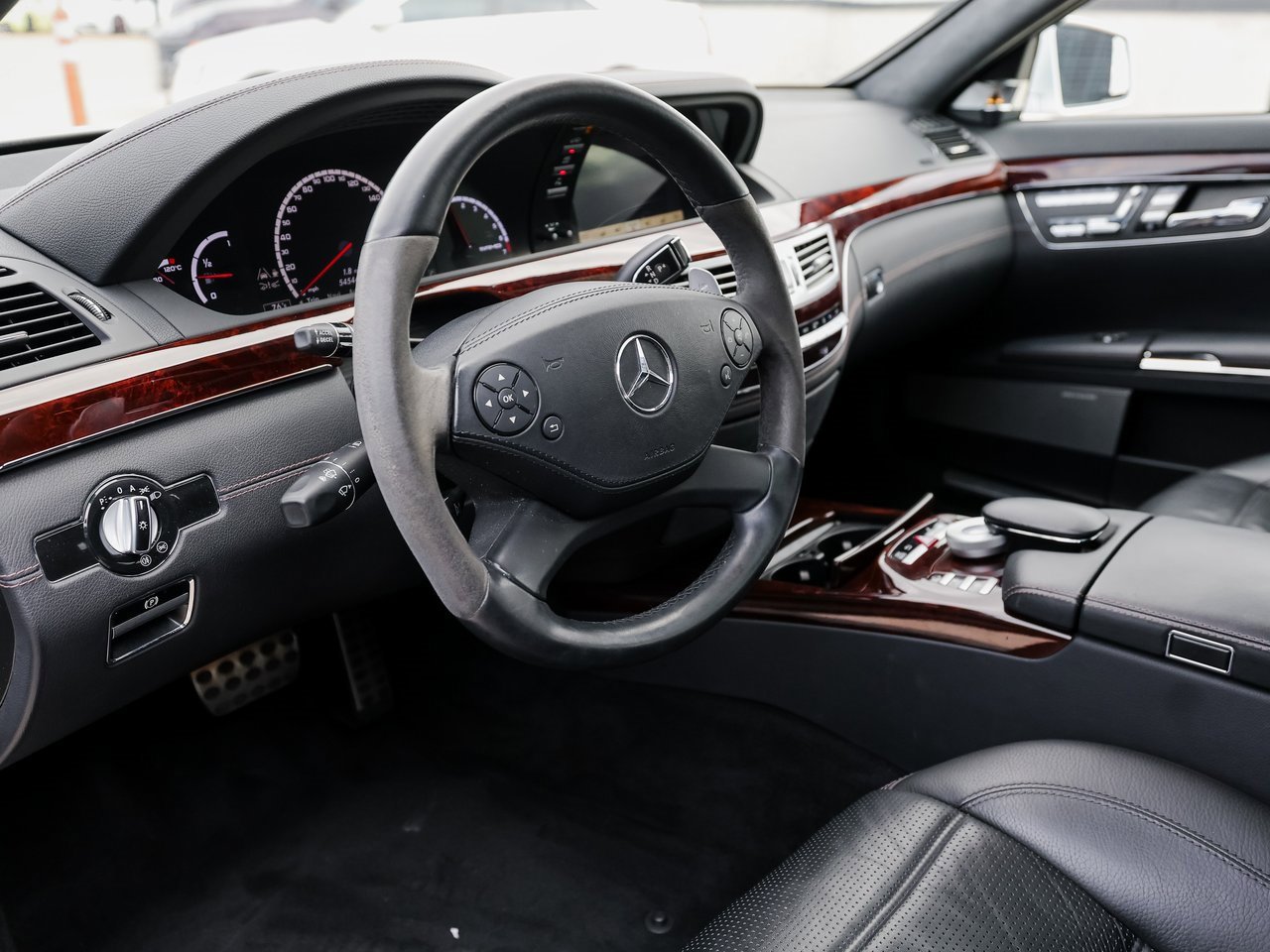 Used 2012 Mercedes-Benz S 63 AMG image 4