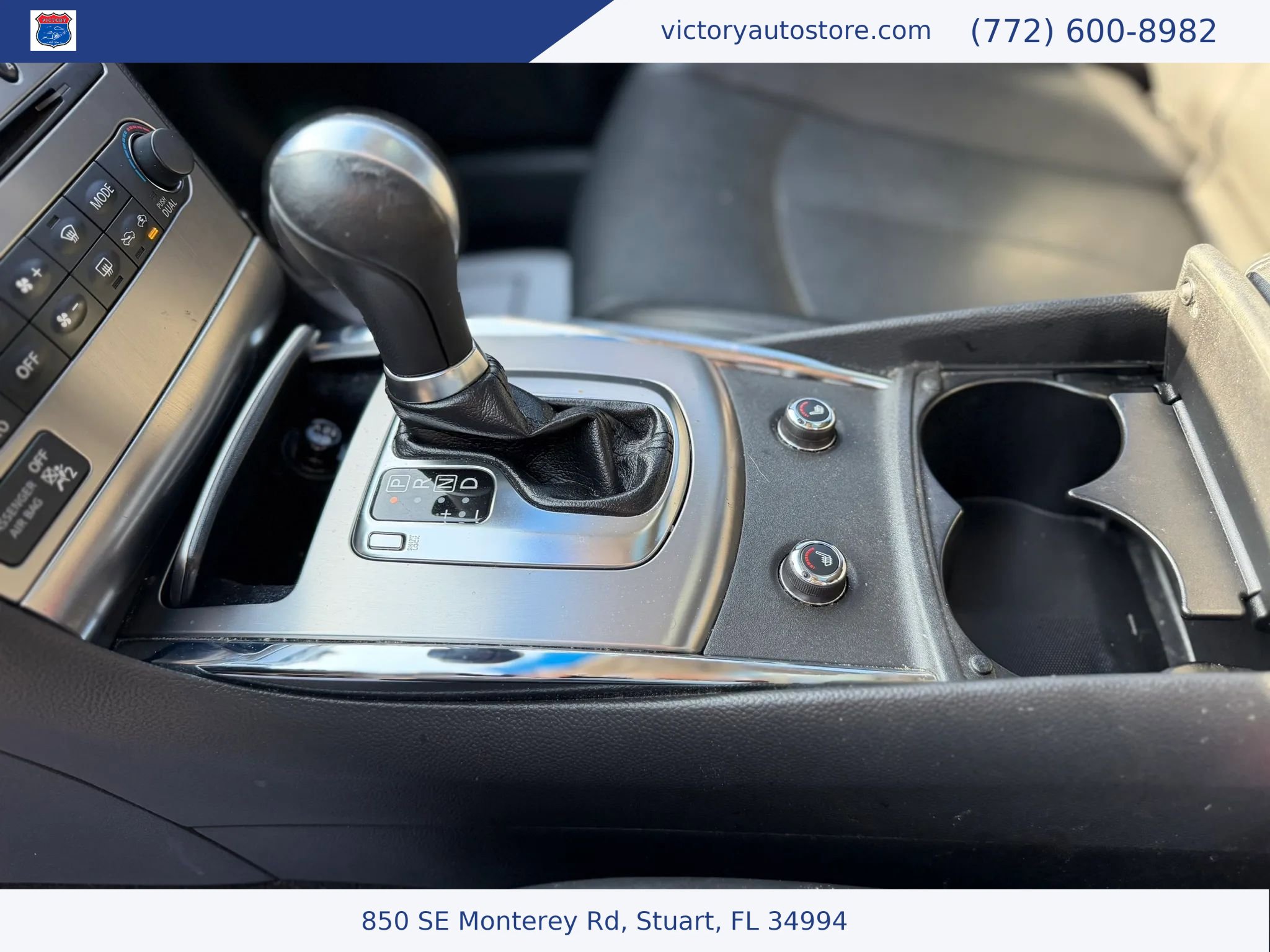 Used 2015 INFINITI Q40 w/ Moonroof Package RWD image 31