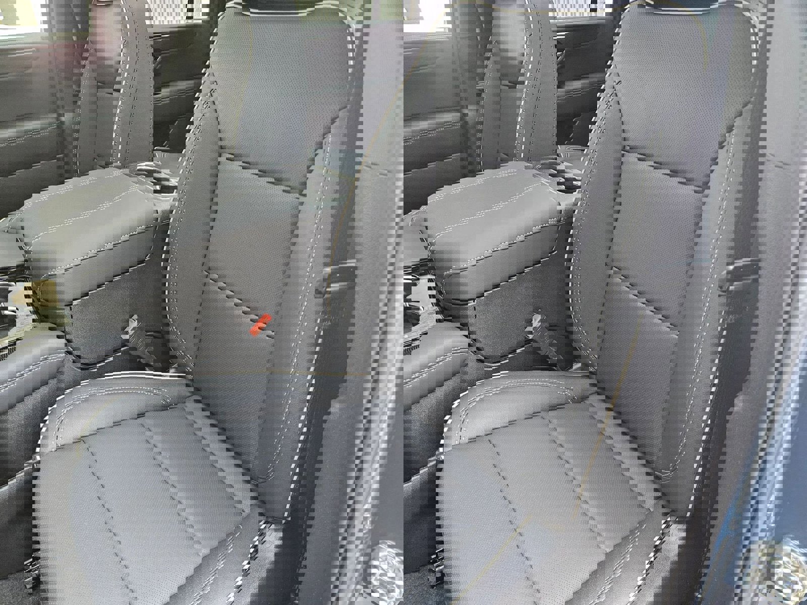 New 2026 GMC Yukon XL Elevation w/ Elevation Premium Package image 22