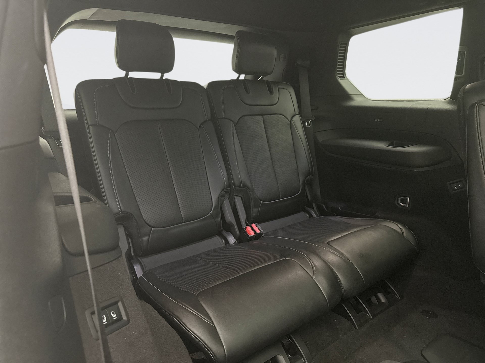 Used 2023 Jeep Grand Cherokee L Overland AWD/4WD image 22