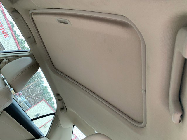 Used 2013 Toyota Camry XLE w/ Leather Pkg FWD image 9