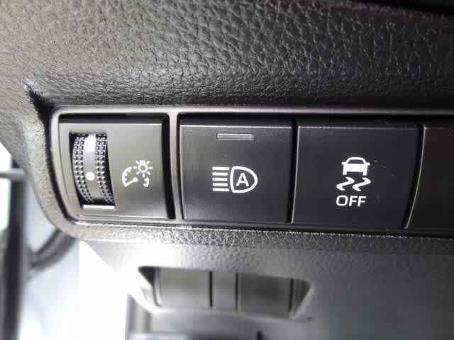 Used 2026 Toyota Corolla Cross XLE AWD/4WD image 16