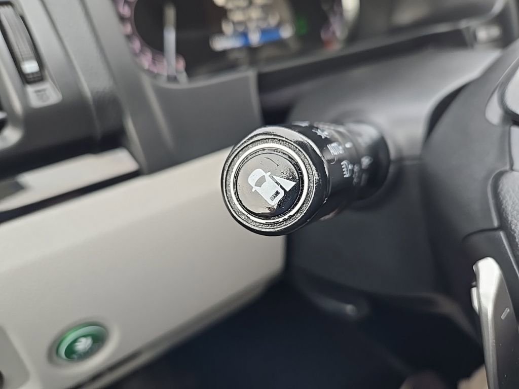 Used 2018 Honda Pilot Touring image 19