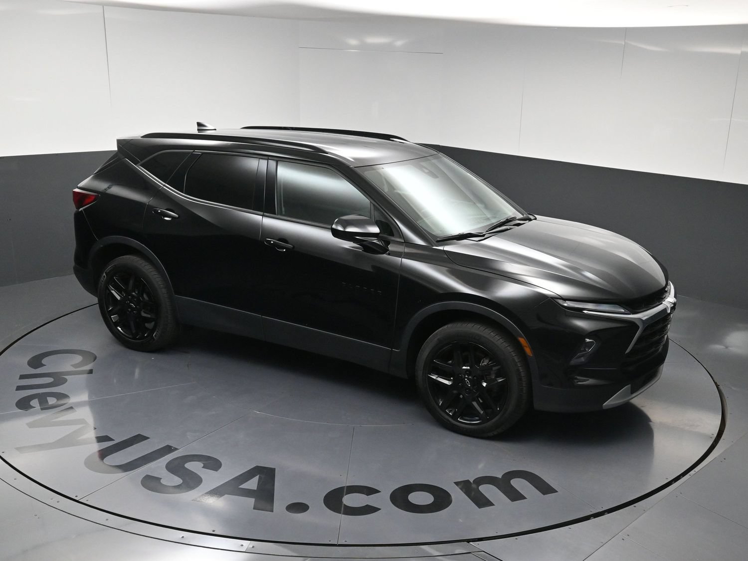 Used 2024 Chevrolet Blazer LT w/ Convenience Package FWD image 32