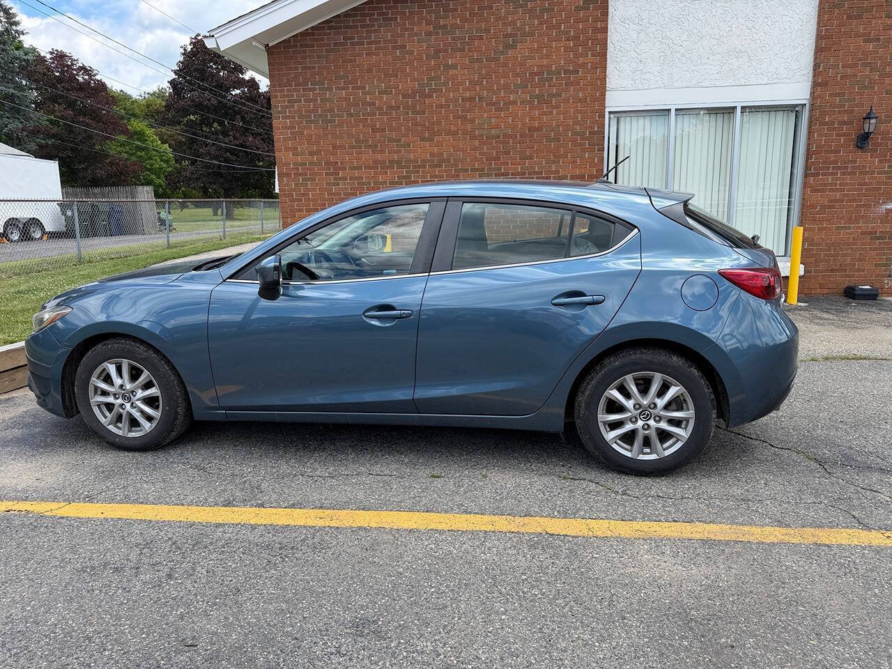 Used 2016 MAZDA MAZDA3 i Touring FWD image 7