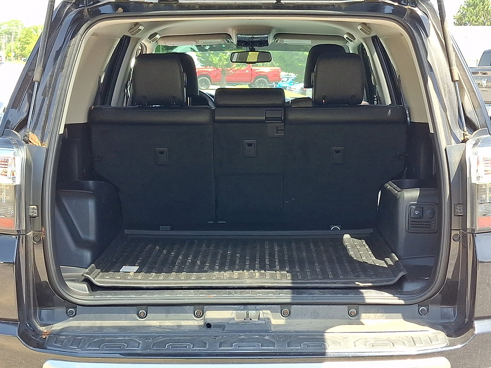 Used 2019 Toyota 4Runner TRD Off-Road Premium AWD/4WD image 29