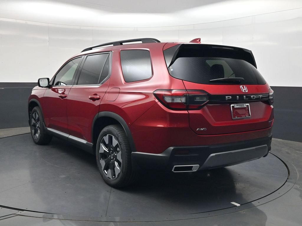 New 2026 Honda Pilot Touring image 6