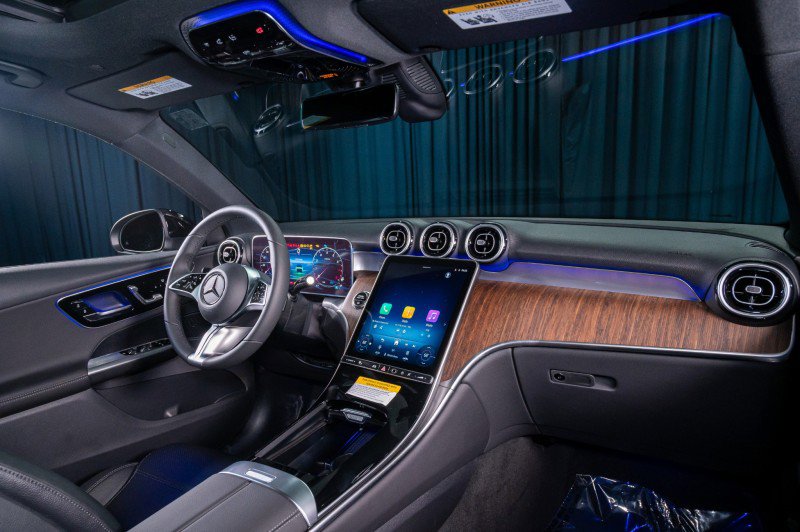 Certified 2026 Mercedes-Benz GLC 300 image 13