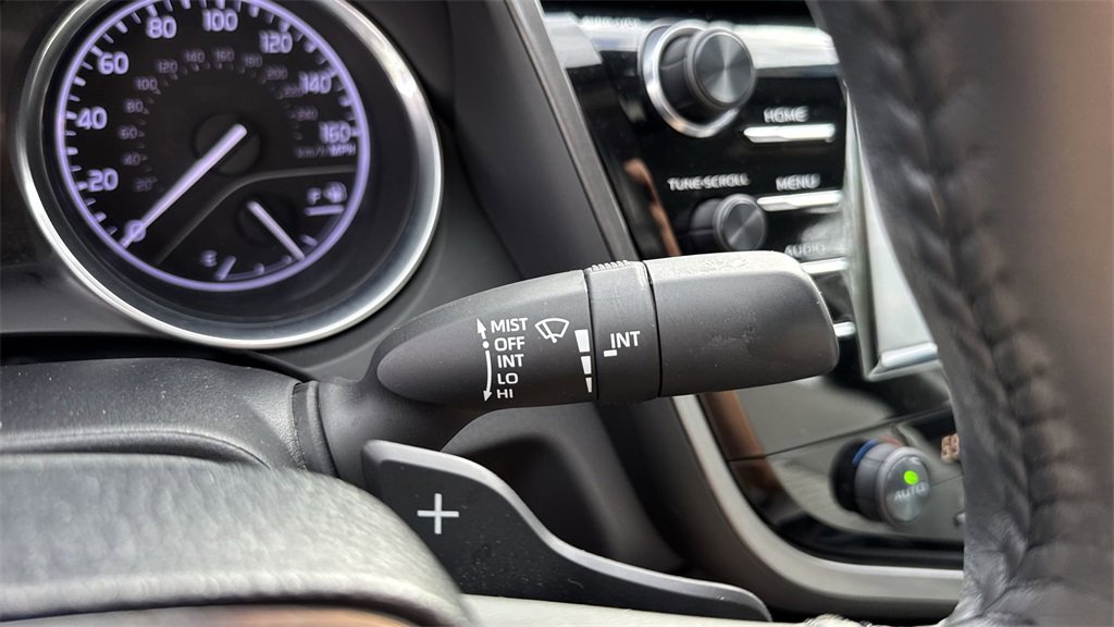 Used 2020 Toyota Camry SE image 56