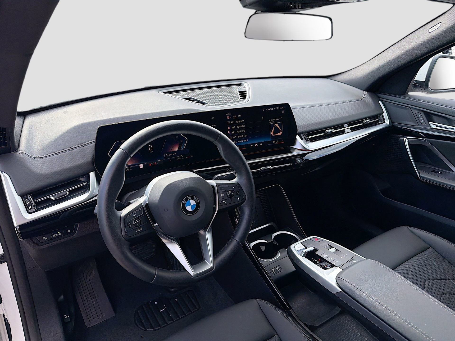 Certified 2025 BMW X2 xDrive28i w/ Convenience Package image 26