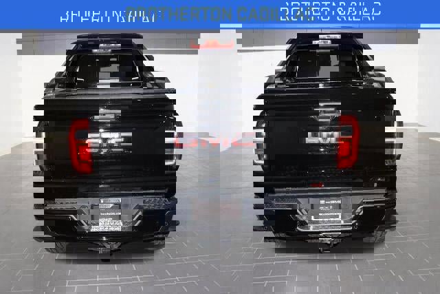 Certified 2025 GMC Canyon AT4 w/ Nightfall Edition image 5