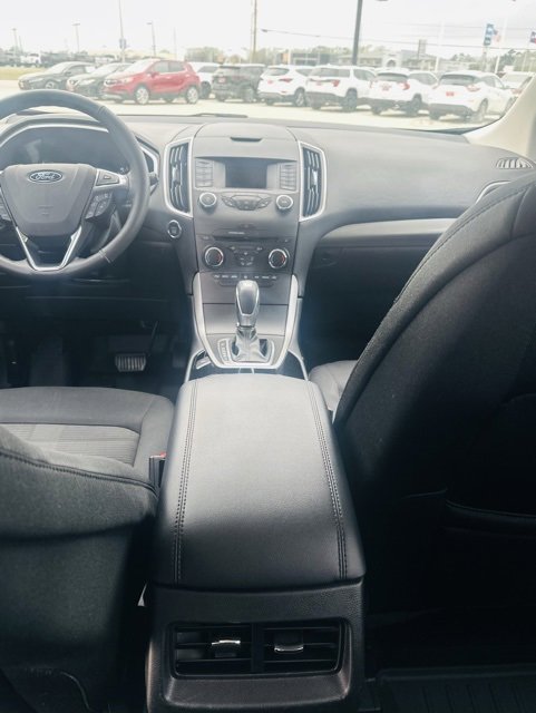 Used 2017 Ford Edge SEL FWD image 18