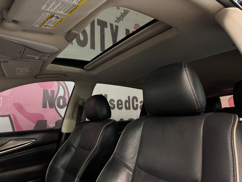 Used 2019 INFINITI QX60 Luxe w/ Essential Package image 17