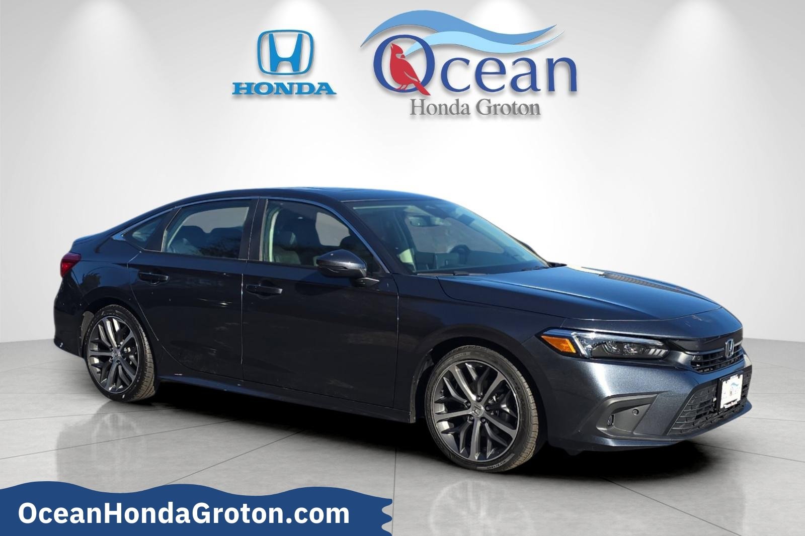 Used 2024 Honda Civic Touring image 3