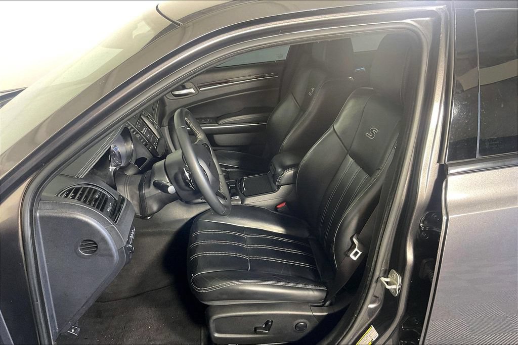 Used 2023 Chrysler 300 S RWD image 32