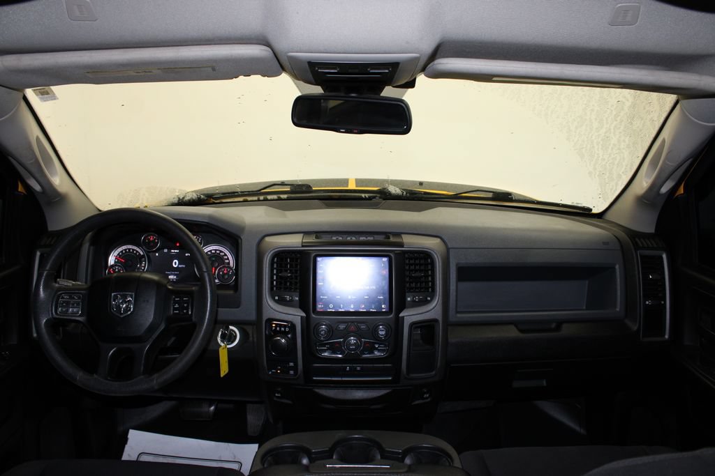 Used 2019 RAM 1500 Express w/ Wheel & Sound Group AWD/4WD image 10