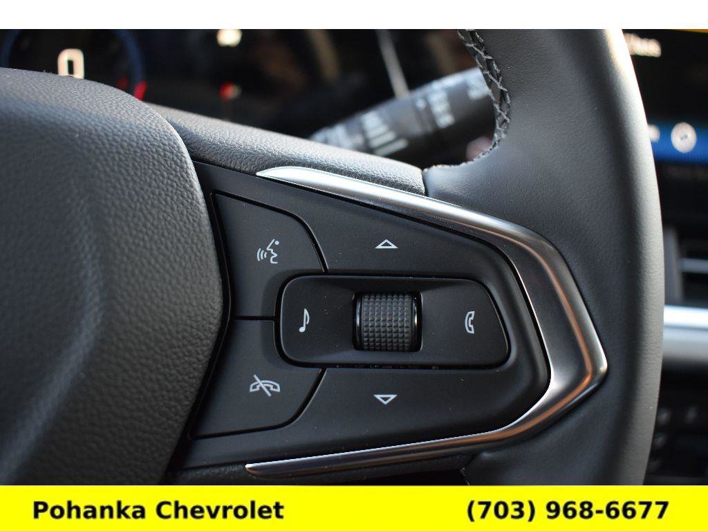 New 2026 Chevrolet Trax LT w/ Driver Confidence Package FWD image 13