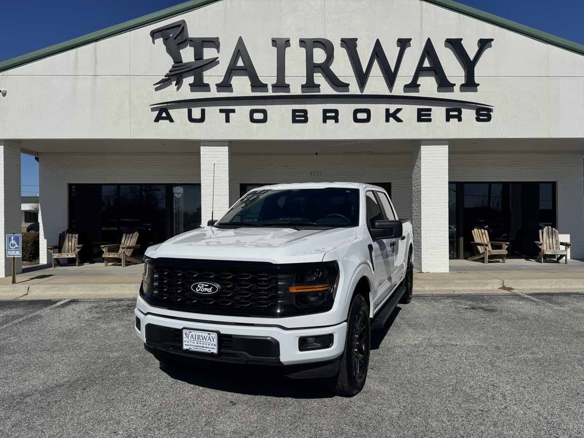 Used 2024 Ford F150 STX w/ STX Black Appearance Package RWD image 33