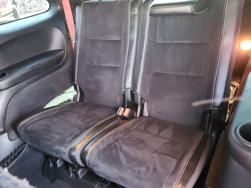 Used 2021 Dodge Durango SRT w/ Technology Group AWD/4WD image 12