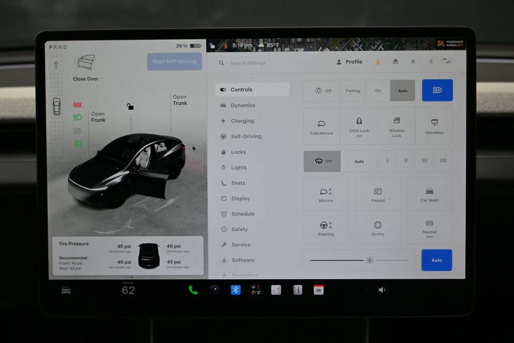 Used 2026 Tesla Model Y Long Range AWD/4WD image 27