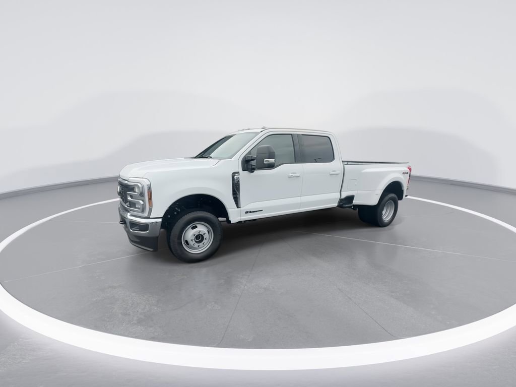 New 2026 Ford F350 XLT w/ XLT Premium Package image 4