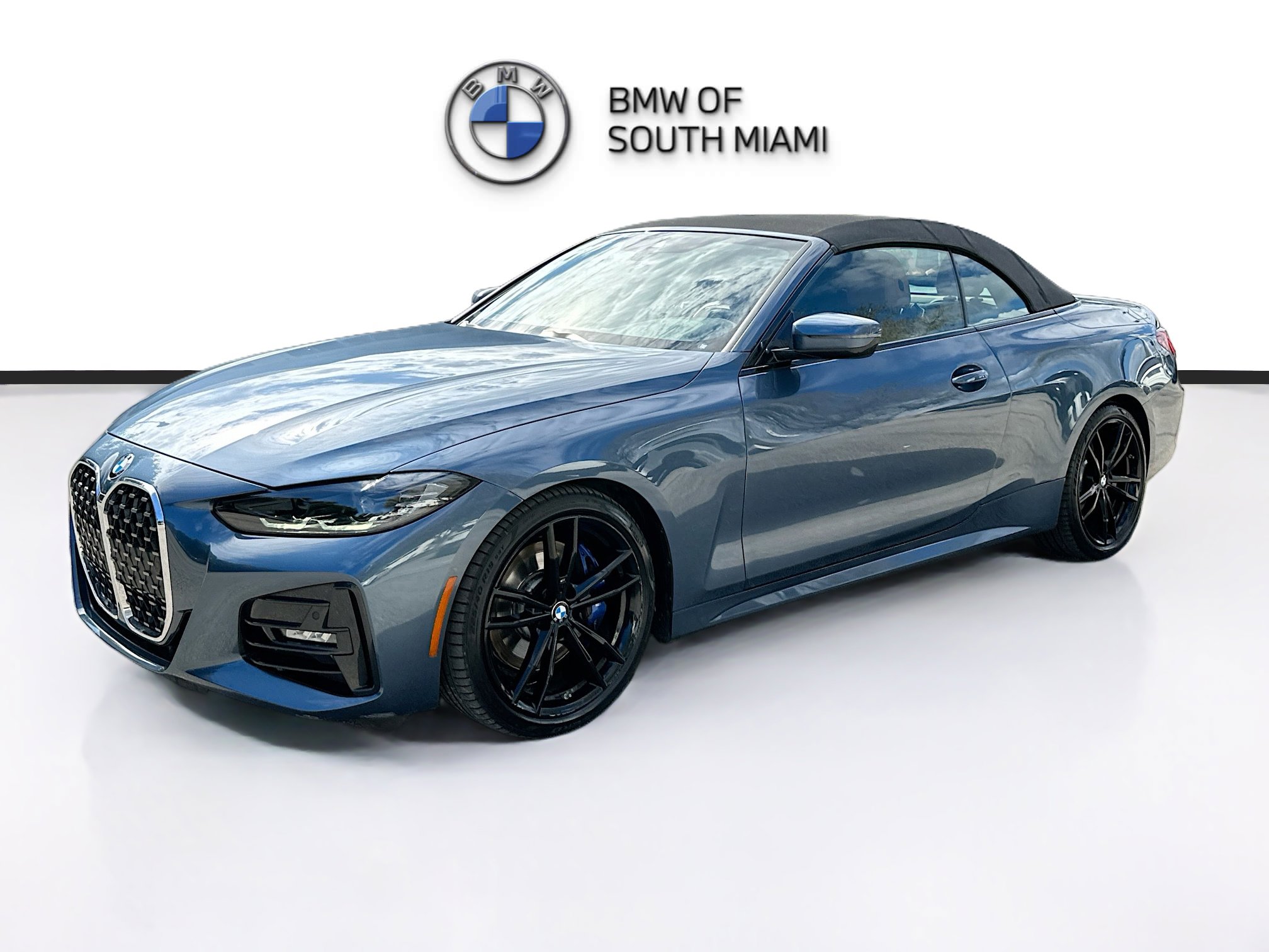 Certified 2022 BMW 430i Convertible w/ M Sport Package image 3