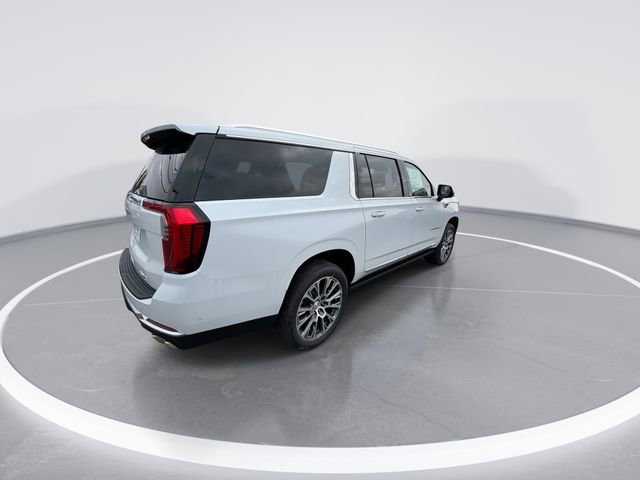 New 2026 GMC Yukon XL Denali w/ Denali Reserve Package image 8