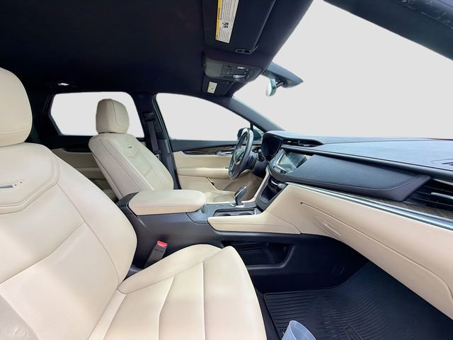 Used 2018 Cadillac XT5 FWD image 15