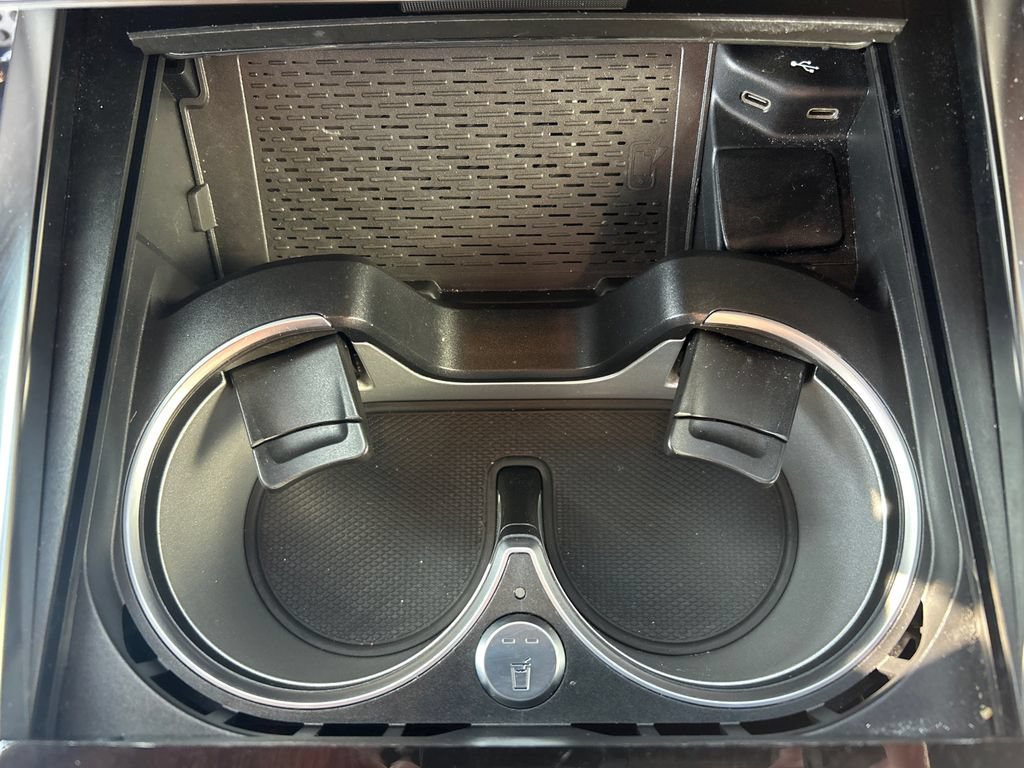 Used 2025 Mercedes-Benz G 550 image 21