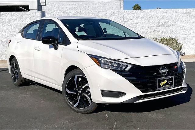 New 2025 Nissan Versa SR w/ Trunk Package FWD image 12