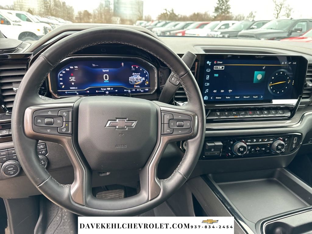 Used 2024 Chevrolet Silverado 2500 ZR2 w/ Technology Package image 13