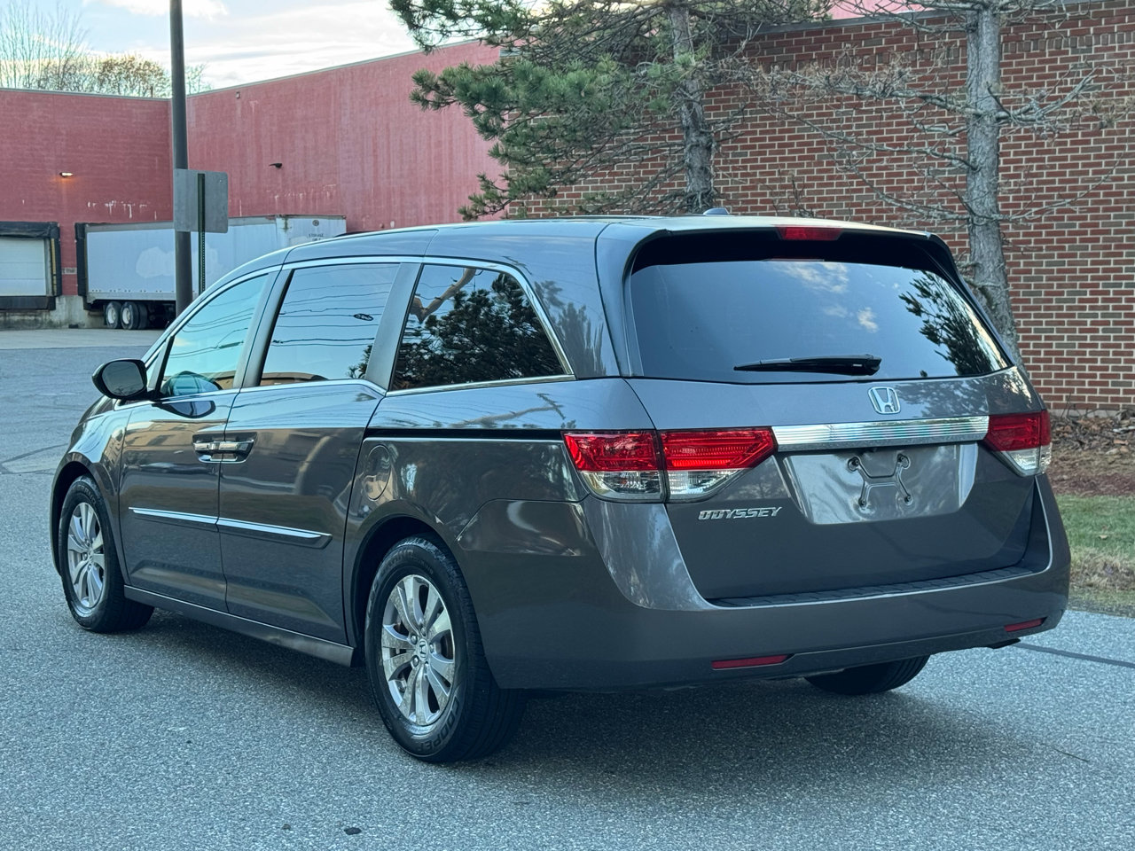 Used 2015 Honda Odyssey EX-L image 4