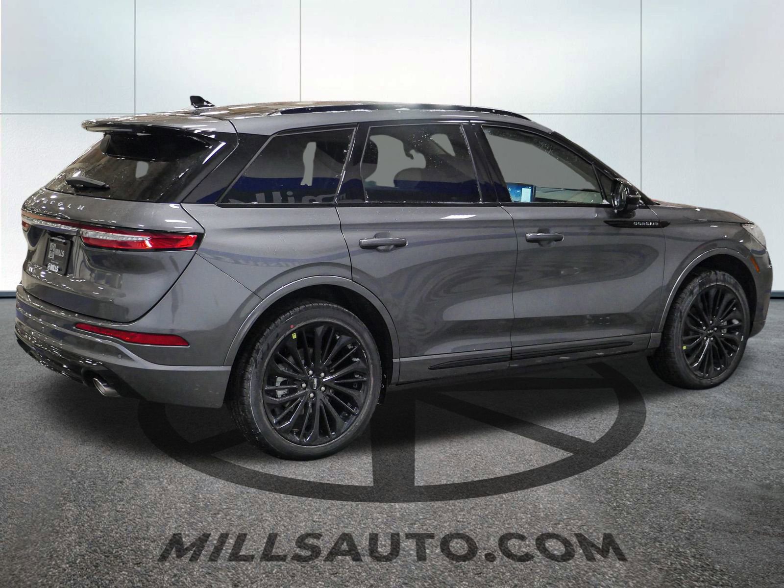 New 2025 Lincoln Corsair Grand Touring w/ Equipment Group 302A image 8