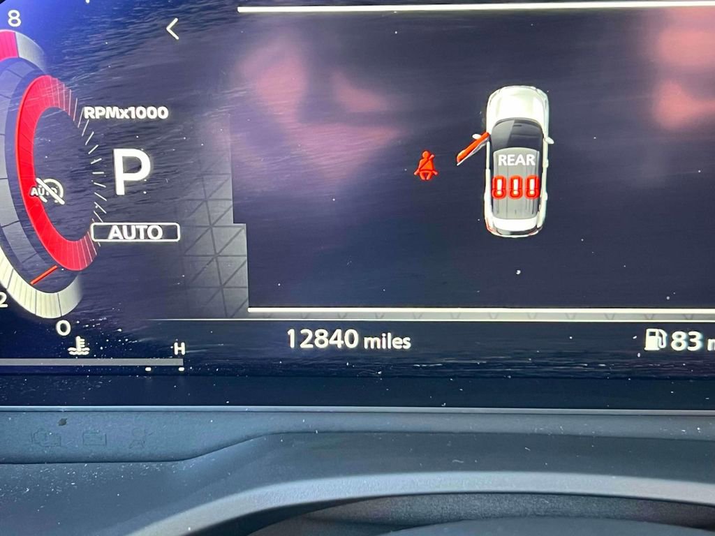 Used 2024 Nissan Rogue Platinum image 28