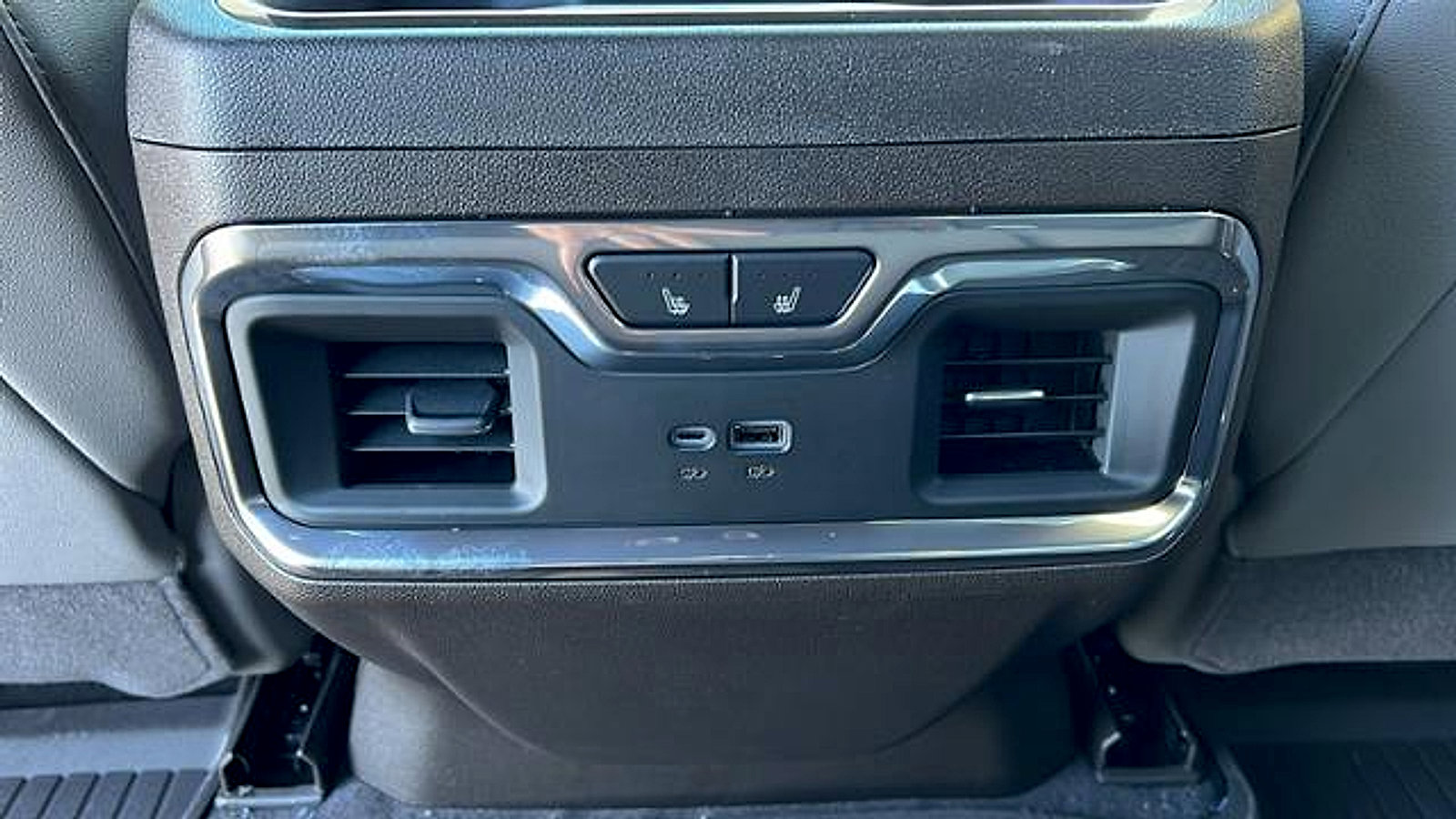 New 2026 Chevrolet Silverado 1500 LTZ w/ LTZ Premium Package image 15