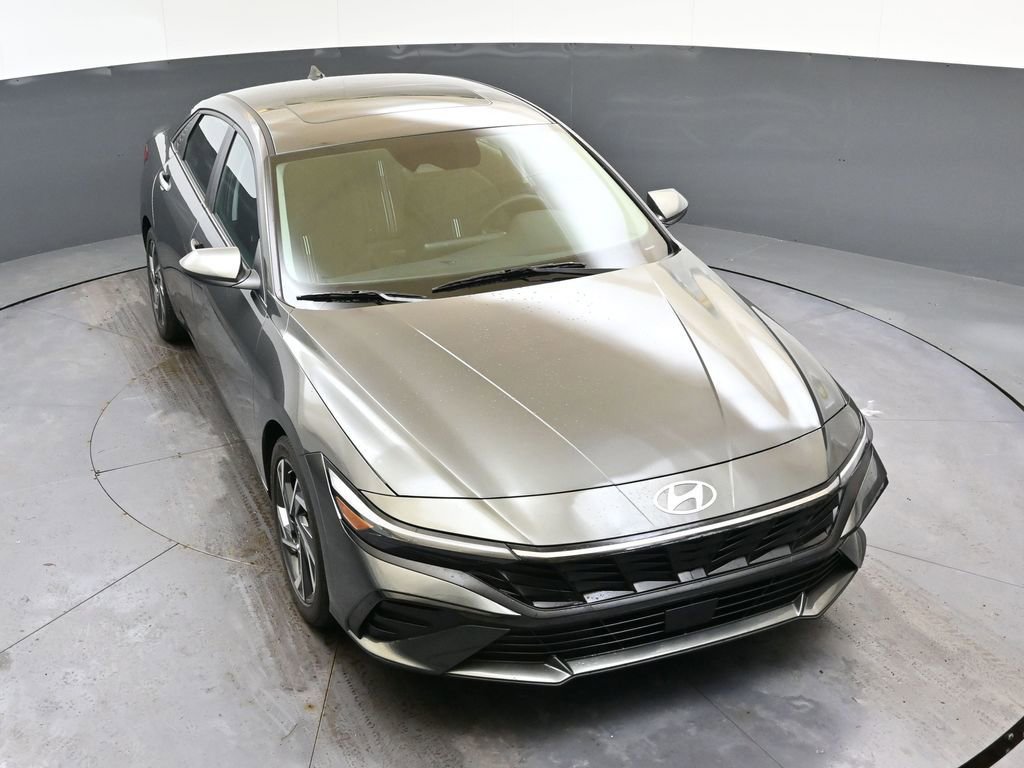 Certified 2024 Hyundai Elantra SEL w/ Convenience Package image 53