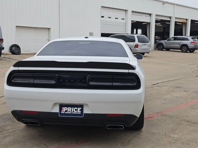 Used 2022 Dodge Challenger R/T w/ Blacktop Package RWD image 6