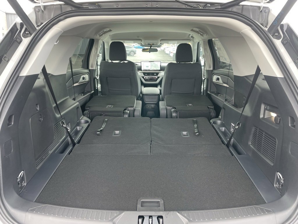 New 2026 Ford Explorer Active image 34