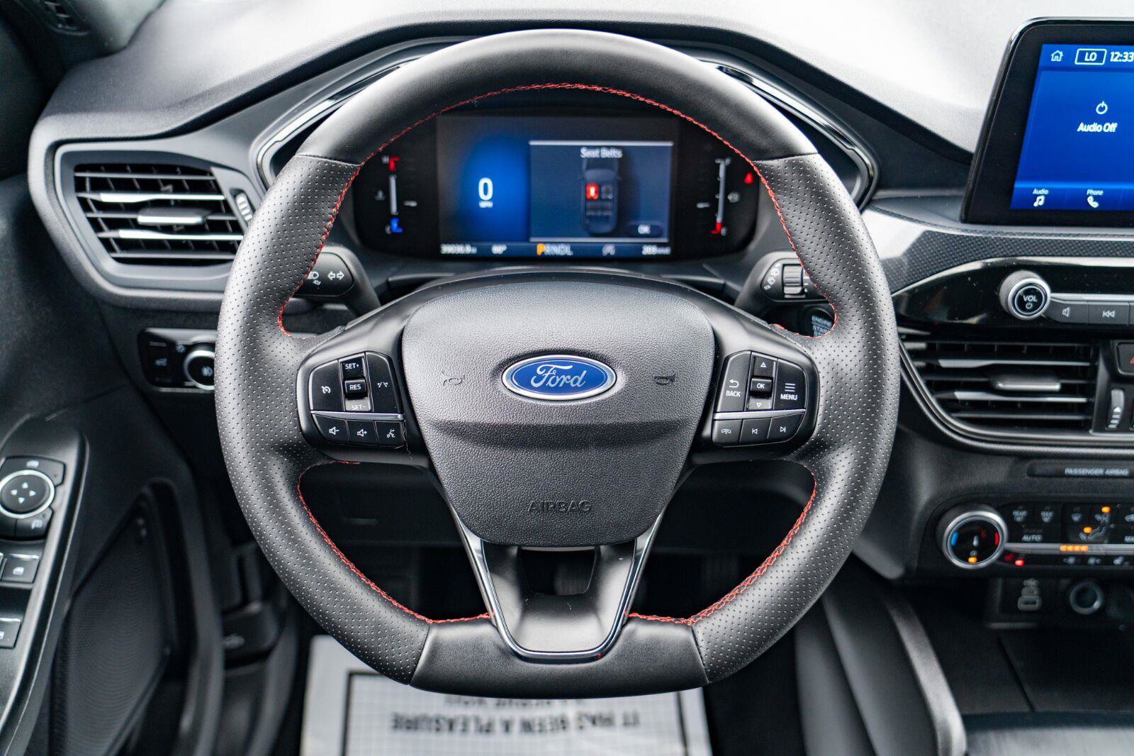 Used 2025 Ford Escape ST-Line Select AWD/4WD image 18