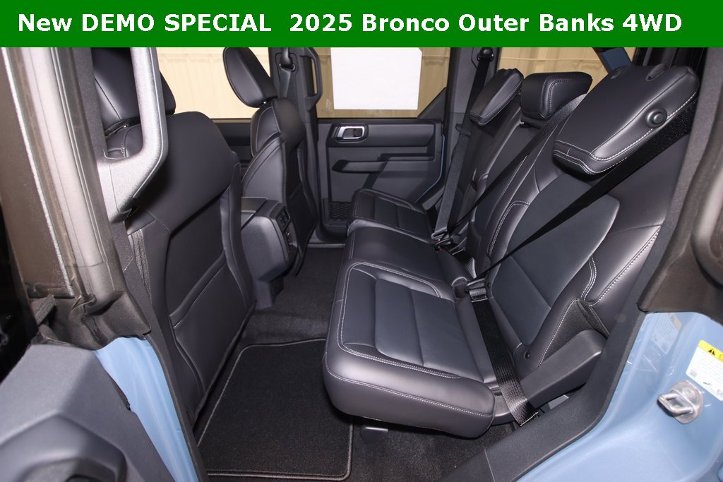 New 2025 Ford Bronco Outer Banks image 12