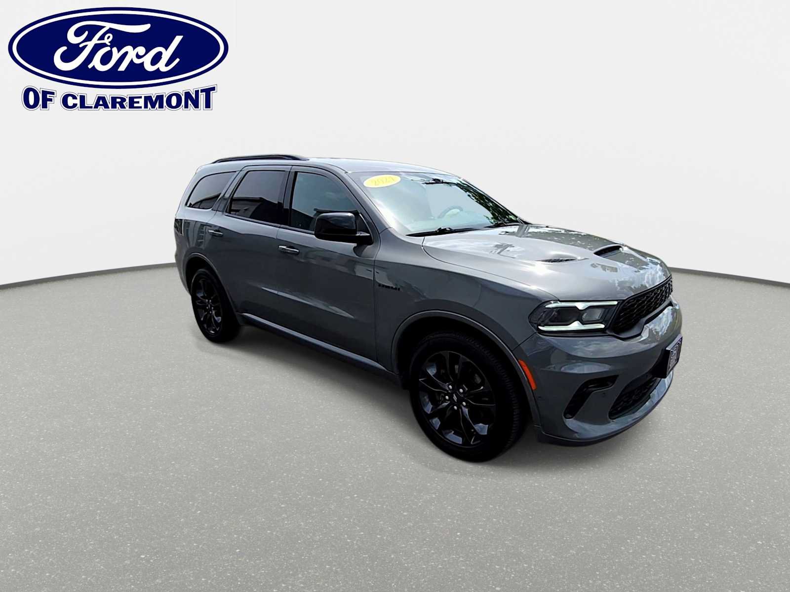 Used 2024 Dodge Durango R/T w/ Blacktop Package AWD/4WD image 2