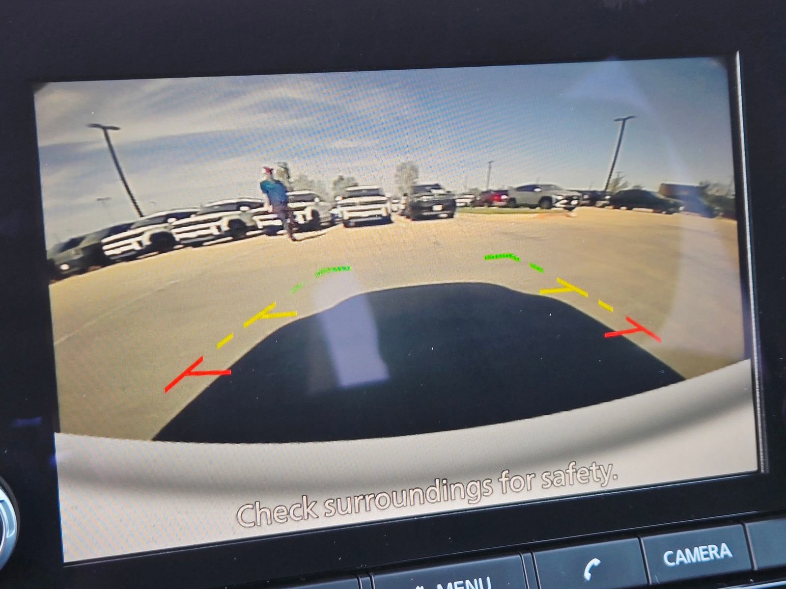 Used 2025 Nissan Pathfinder S image 15