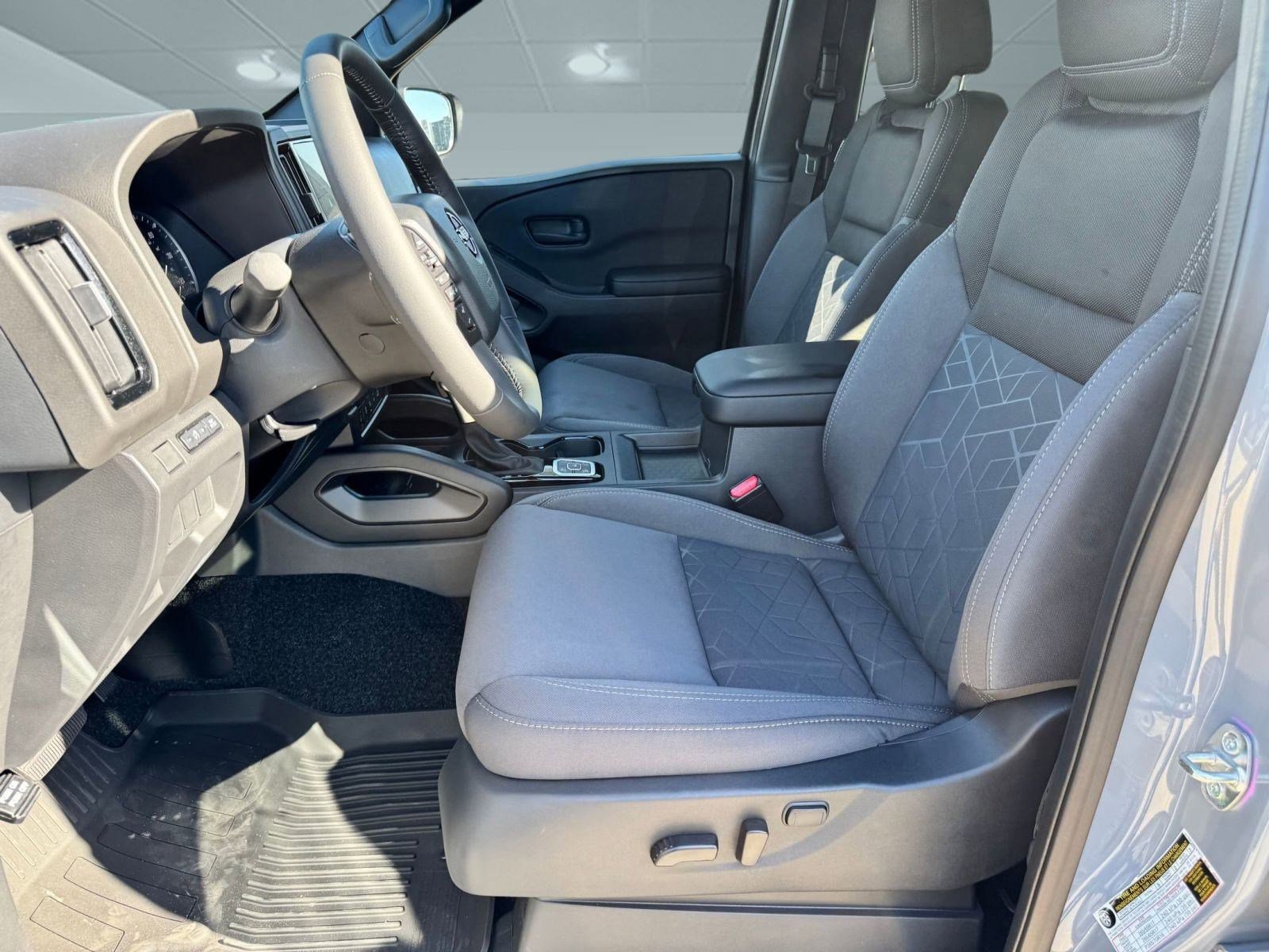 New 2026 Nissan Frontier SV image 3