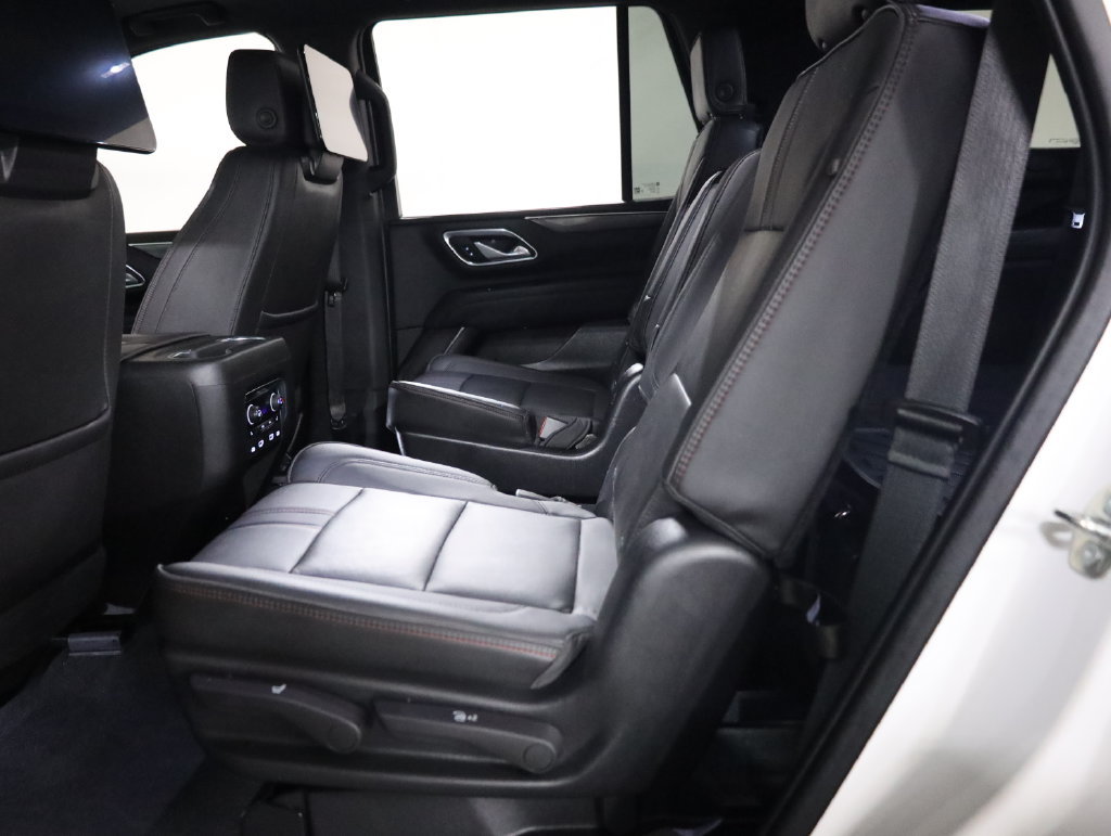 Used 2021 Chevrolet Tahoe RST w/ Luxury Package AWD/4WD image 48