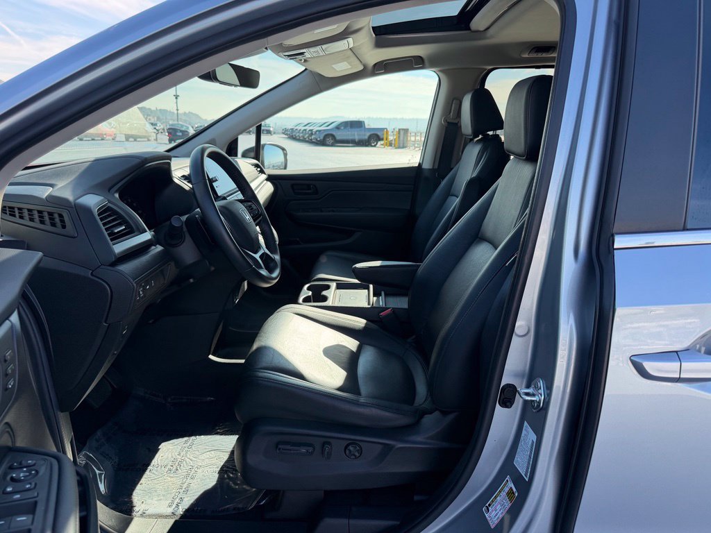 Used 2025 Honda Odyssey EX-L image 11