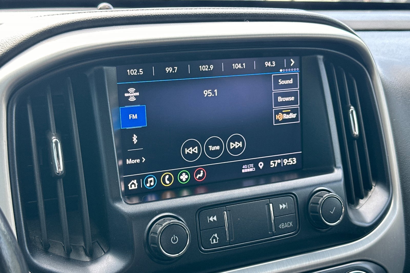 Used 2020 GMC Canyon SLE w/ Elevation Edition image 18