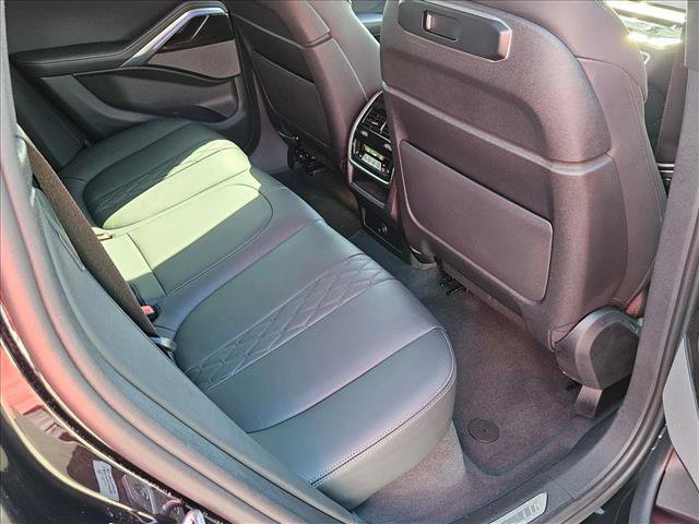 Certified 2024 BMW X6 xDrive40i w/ Premium Package AWD/4WD image 19