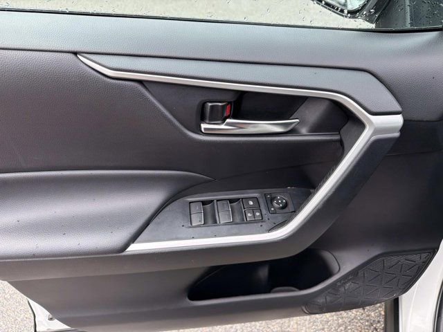 Certified 2024 Toyota RAV4 XLE image 7