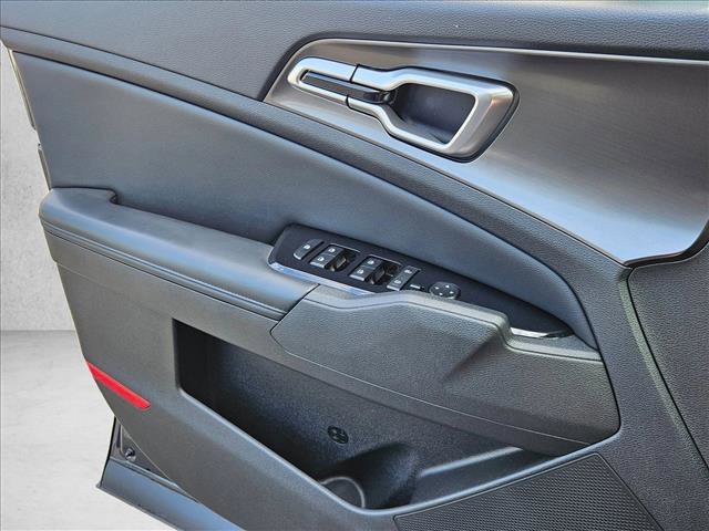 Used 2023 Kia Sportage EX image 7