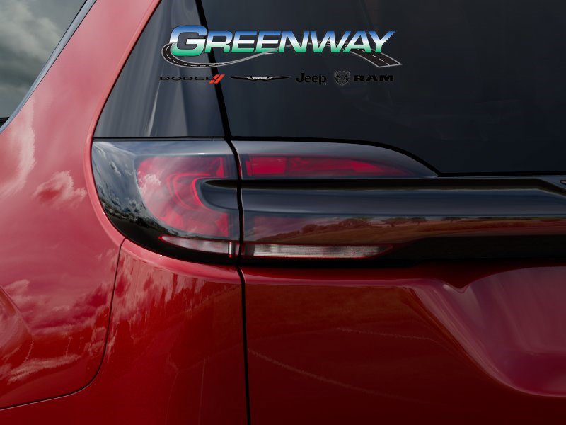 New 2027 Chrysler Pacifica Limited FWD image 9